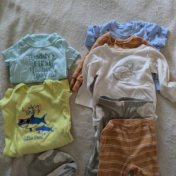 Baby clothes - Picture 3 of 3